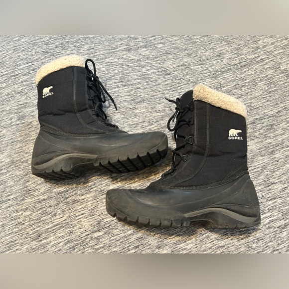 Sorel Boots Ladies 7.5 - Picture 2 of 5